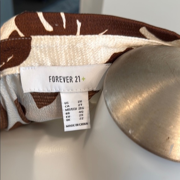 Forever 21 + 2X Brown and White Leaf Print Dress - Picture 5 of 11